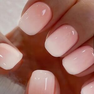 24pcs Glossy Jelly Pink Gradient Press-On Glue-On Short Oval Fake Nails